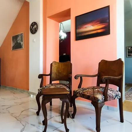 Old Town Gallery Holiday home